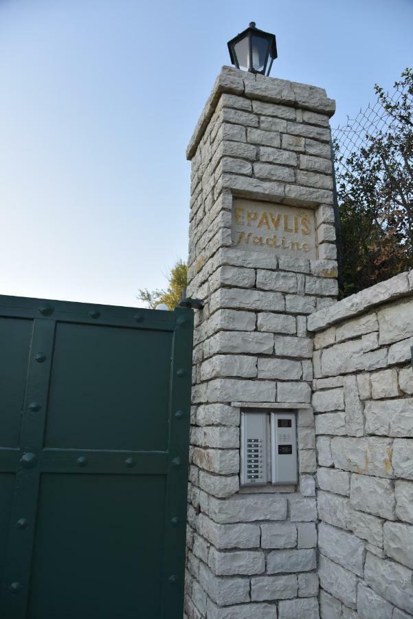 Epavlis Nadine Corfu Villa Gouvia Exterior photo