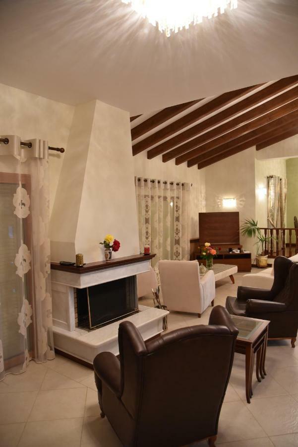Epavlis Nadine Corfu Villa Gouvia Exterior photo